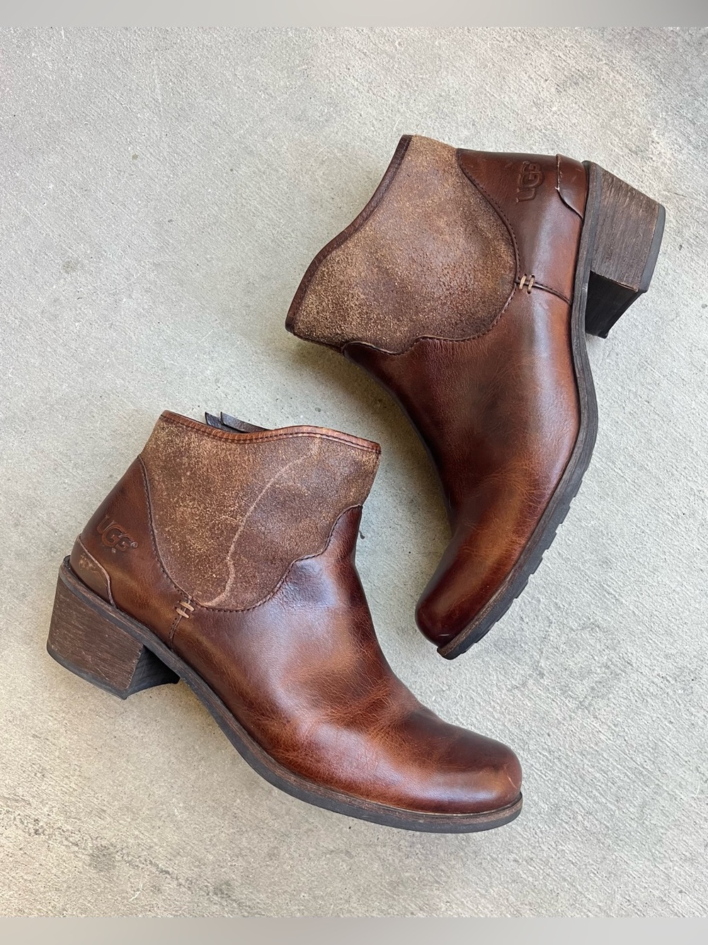 UGG Penelope brown booties Size 9